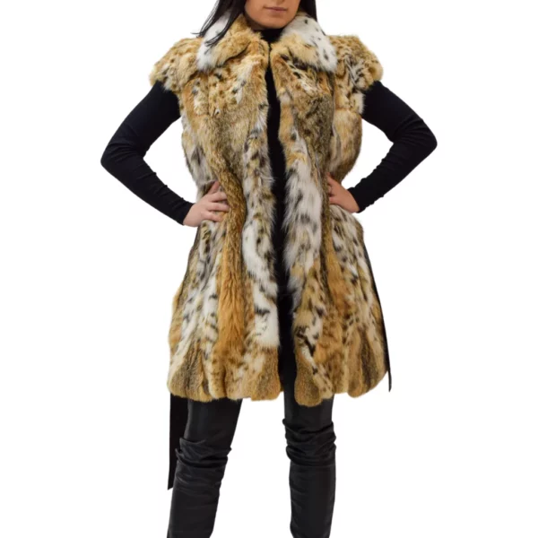 Woman wearing a lynx fur vest