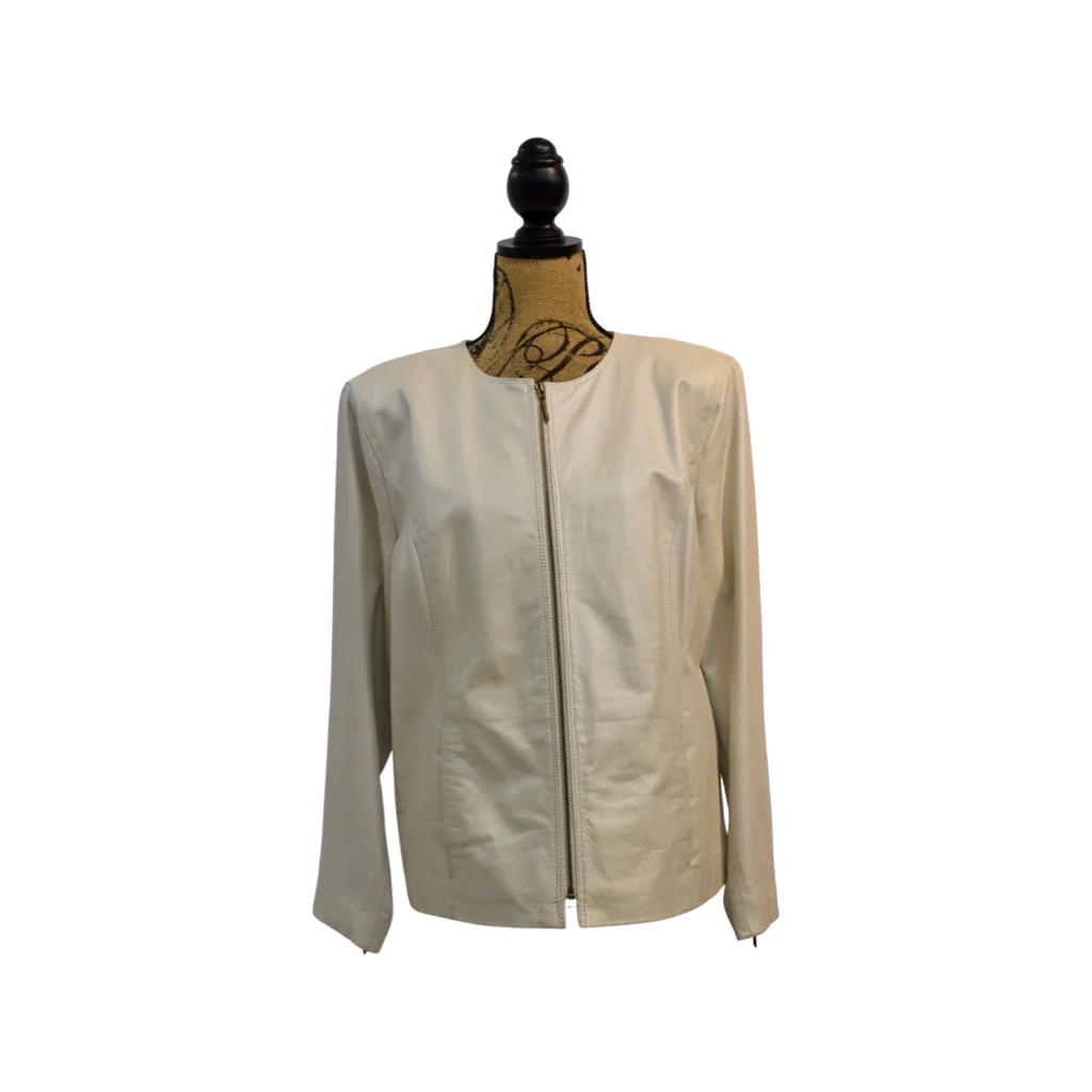 Pre-owned white leather jacket for women